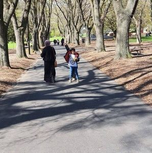 Meet your Posher, Farhana